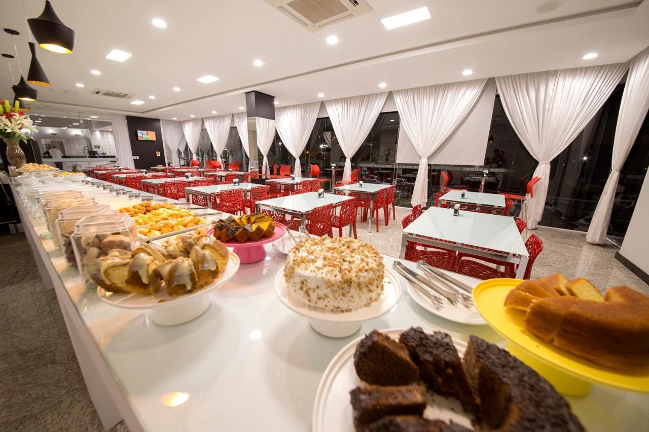 Hiber Hotel - Acesso A Шапеко Экстерьер фото