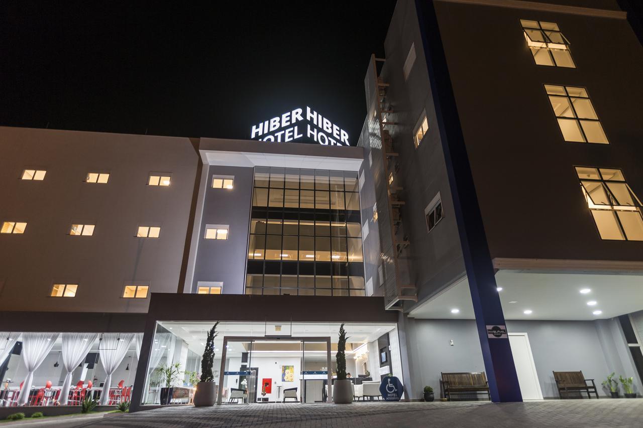 Hiber Hotel - Acesso A Шапеко Экстерьер фото